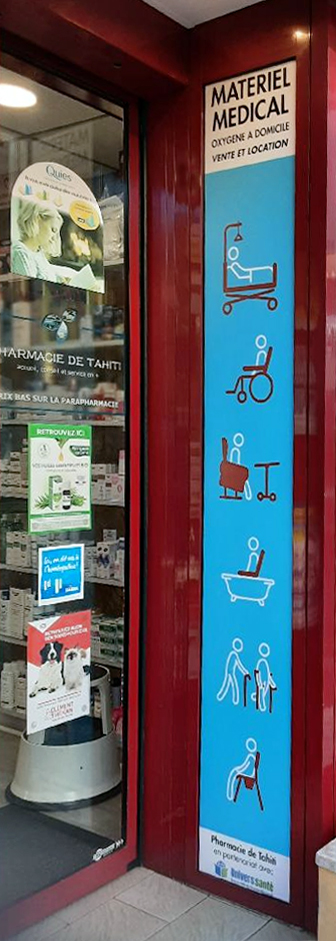 Vitrophanie icônes matériel médical réalisé par graphiste freelance Philippe da Cruz